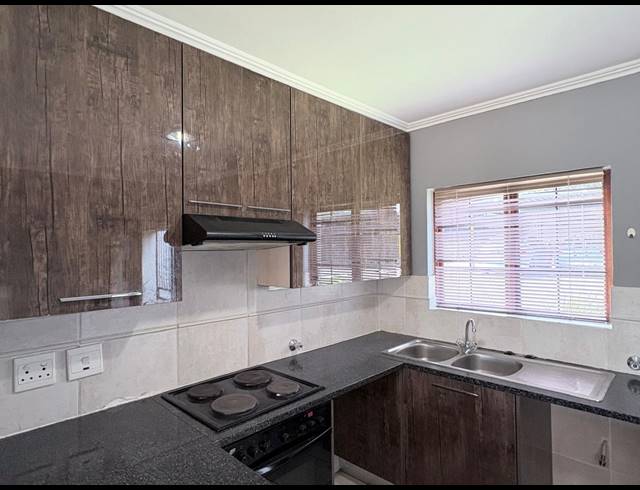 1 BEDROOM APARTMENT FOR SALE IN RIVONIA